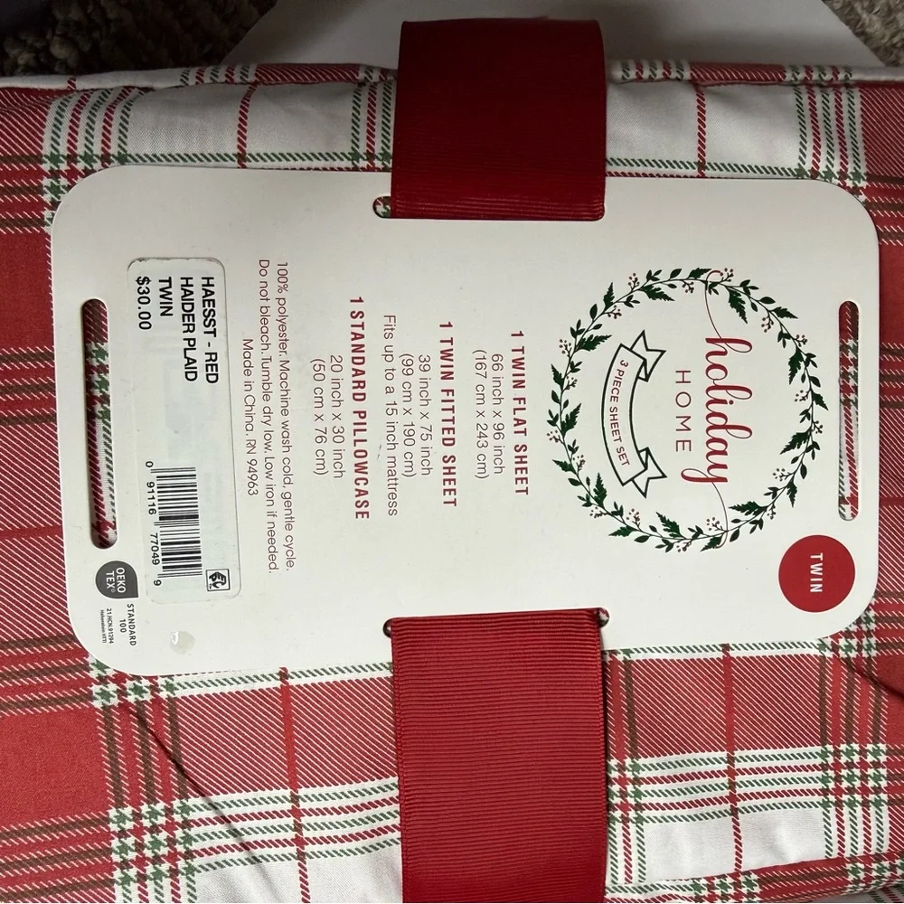 2 Red and White Plaid Twin bedsheets Sheet Set - Picture 2 of 6